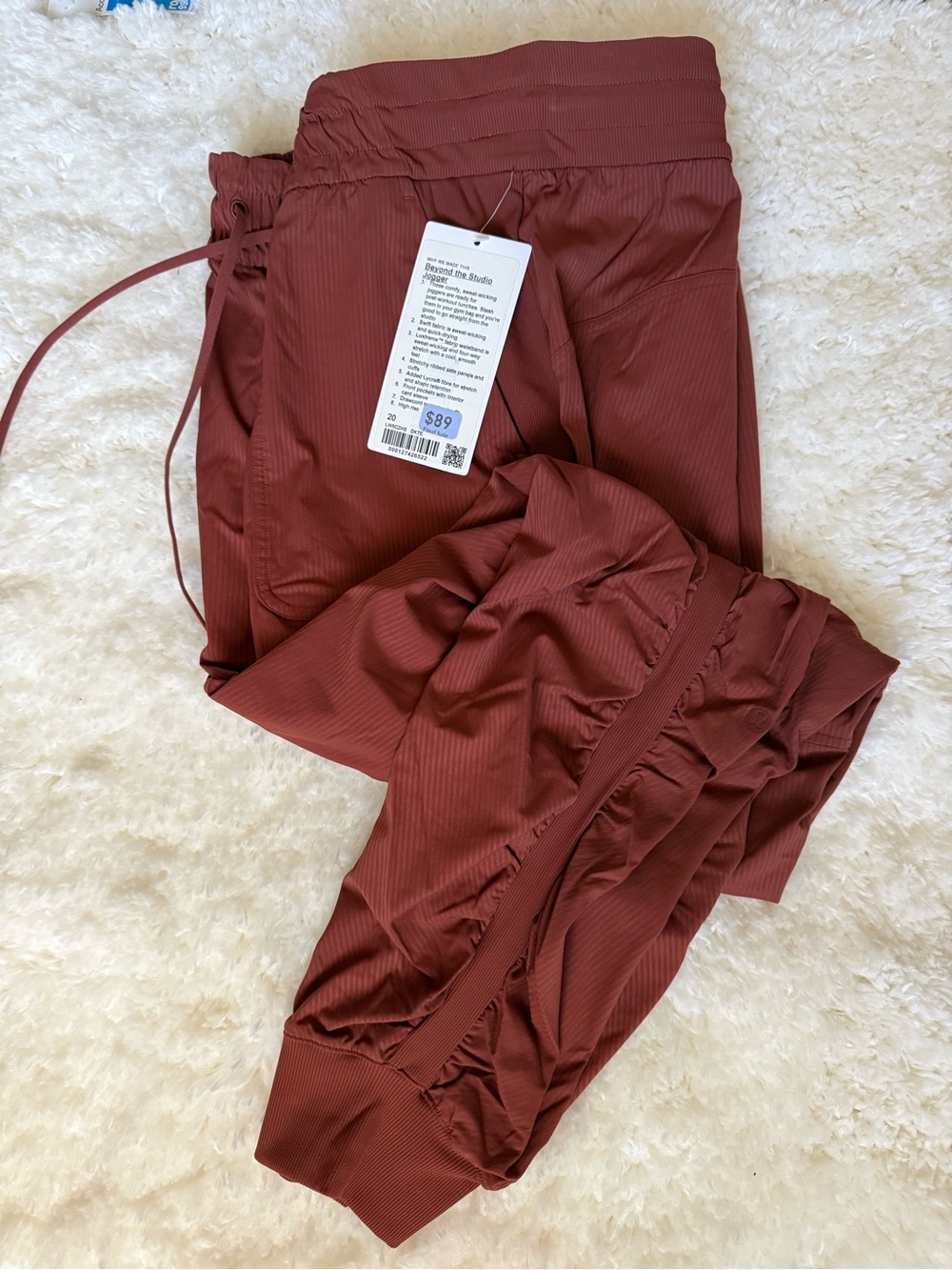 lululemon athletica Beyond Studio Burnt Red Joggers, size 20